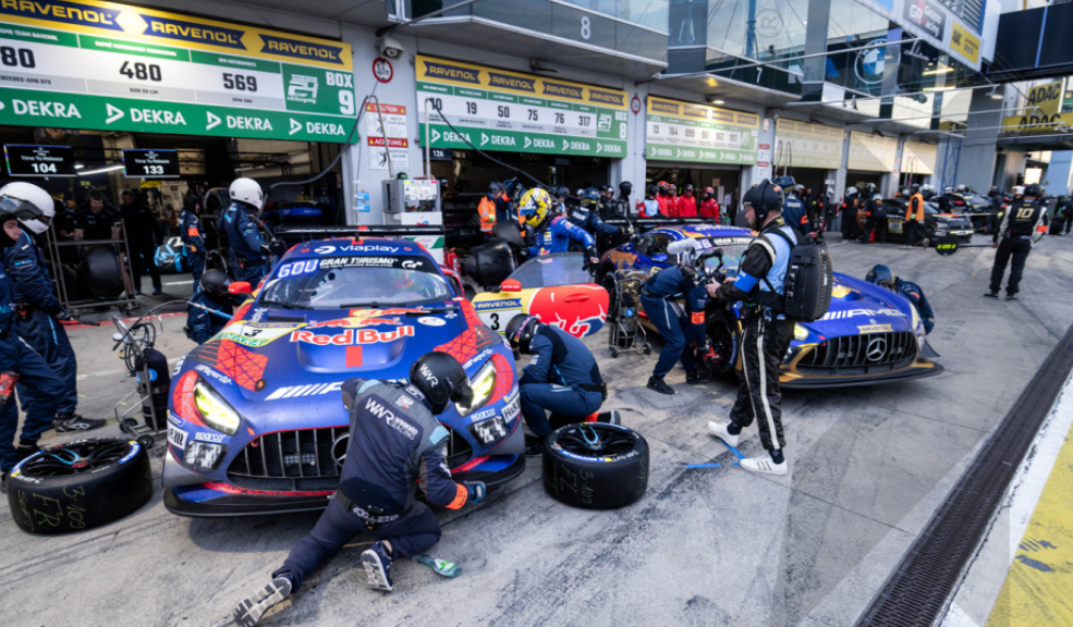 Max Verstappen perdió en las 24 horas de Nürburgring