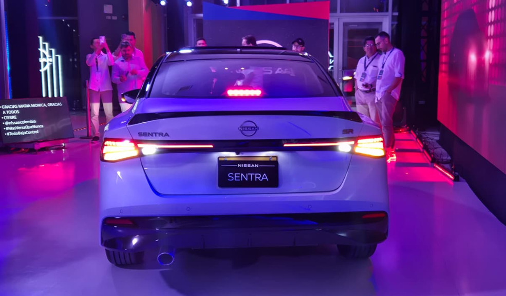 Nissan Sentra aterriza en Colombia: diseño deportivo que reta al segmento premium