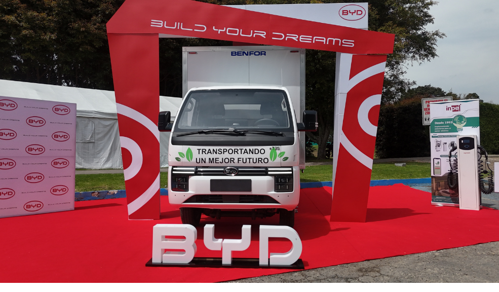 Los nuevos modelos que BYD puso sobre el mercado, hablamos de los modelos T35 y T75, estos buscan apuntar al reparto urbano de última milla prometiendo ahorros muy significativos frente a coste de operación y coste de diésel tradicional.