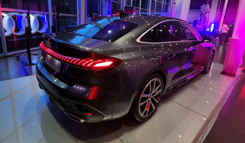 Audi A5 llega a Colombia con tecnología Mild Hybrid de 48V y hasta 268 caballos