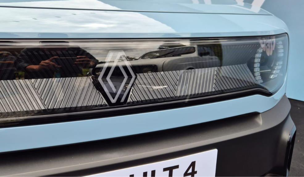 Renault 4: 'El amigo fiel' ahora es eléctrico y ya está aquí en Colombia