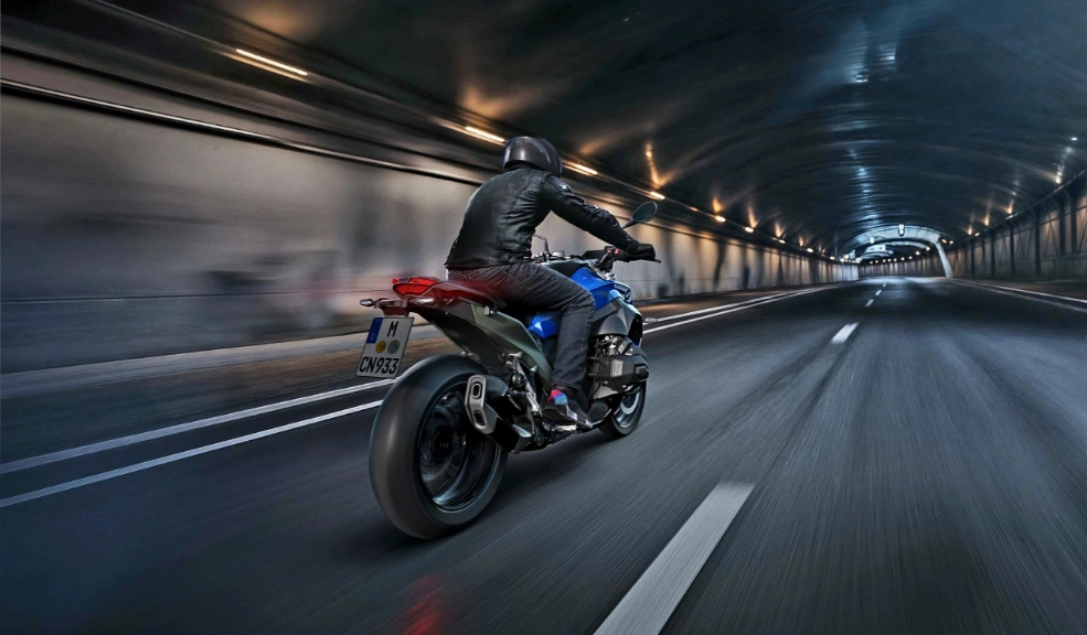 ADAS en motos: la tecnología que nadie menciona y que ya frena solo en curva