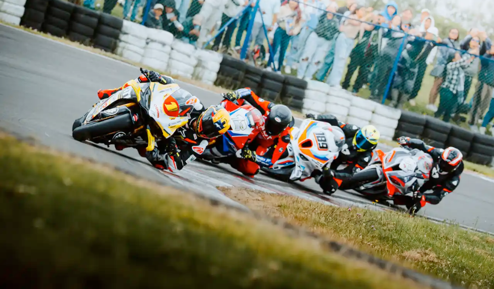 Triplete de autoridad en Tocancipá: Ducati Colombia en el Gran Premio BMW conquista Superbike y Supersport